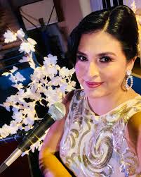 Gracias #Paquisha. 💖 Disfrutamos una noche de #reinas #maestradeceremonias