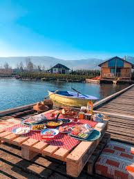 Airbnb ile her yere ait olun. Sapanca Golu Gezilecek Yerler Sapanca Bungalov Evler Kamp Yerleri