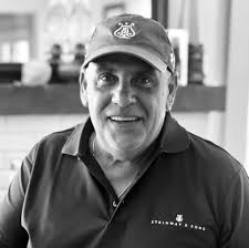 I'm wrestling with a Steinway upright. Overstrung and over 100 years old.  Why do I consistently struggle with these pianos. Nightmare to get into  tune. 😱