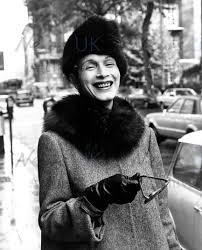 News Uk Archives Ar Twitter Lady Colin Campbell 1980 Thesun Ladyccampbell Imacelebrity Ladycolincampbell Https T Co Oisasmyj2w Twitter