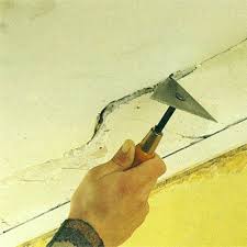 Commencer par identifier une cause. Comment Reparer Un Plafond En Platre Fissure Platre Plafond Fissure Plafond Plafond