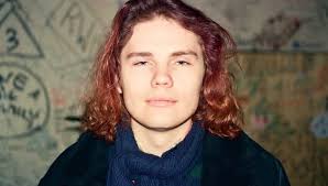 A fan of eddie vedder, female, chameleon of hair colours/cuts and a sense of humour that's questionable. Billy Corgan On The Pressure Faced By Himself Kurt Cobain And Eddie Vedder
