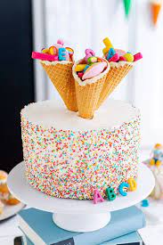 Konfetti Einschulungstorte Leicht Gemacht Torte Einschulung Kuchen Einschulung Einschulungstorte