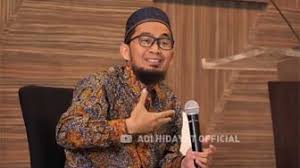 Sebelum kami memberitahukan lebih lengkap lagi mengenai sesuatu tentang biografi ustadz adi. Kritik Uym Gus Umar Kalau Semua Ustaz Seperti Dia Sesat Negara Ini Suara Banten