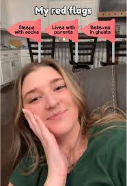 Leigh Carpenter's Instagram, Twitter & Facebook