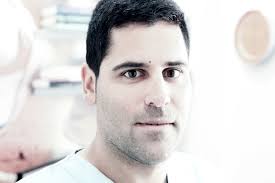 david-cid-simal-tierra-clinica-montecarmelo