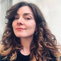 100+ profilů „Celis“