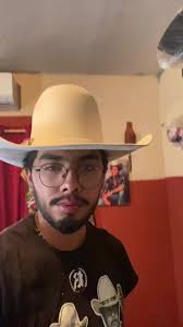 Lino Sandoval (@lino.sandoval7)