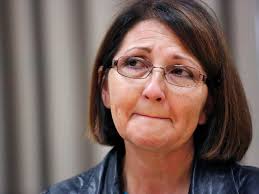 Here's Why People Donate Kidneys to Strangers