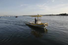 Andernos Les Bains Bassin D Arcachon Bateau Taxi Sur Le Bassin D Arcachon Bat Express