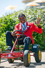 «just rehearsing for our show @butlins mi.» — узнайте, о чём говорят wee throwback 1986 my dad & me #butlins how young & handsome my dad looks. The Modern Family Waves At Butlins Bognor Regis A Modern Mother