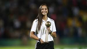 Fiel a la idea de formar jugadoras, pero compitiendo al mismo tiempo, chivas contará con casas a partir del apertura 2021 de la liga mx femenil. Las 15 Jugadoras Mas Guapas Del Futbol Femenil En El Mundo As Usa