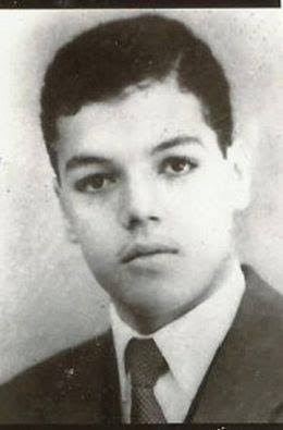 Bologhine, - Mahmoud Bouhamidi Le 8 octobre 1957, rue des Abderrames, en  pleine Casbah leur cache était plastiquée : Hassiba Ben Bouali, Omar Yacef  dit Petit Omar et Mahmoud Bouhamidi, l'occulté de