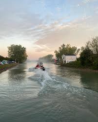 WE'RE COMING FOR YOU REGIONALS!!! For the past two weeks, the Michigan  waterski team has been showing up and showing out at both Ripfest and  Conferences! Missed it?? Here's a recap: At