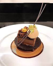 511 Mentions J Aime 8 Commentaires Desty Brami Destybrami Sur Instagram Dessert Servir Pour 200 Personnes A L Desserts Menu Fancy Desserts Desserts