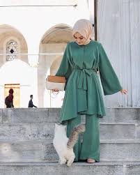 Instagram Da Aleyna Atalar O Da Benim Gibi Cok Sevmis Olacak Ki Etraf Pakaian Wanita Model Pakaian Pakaian Islami