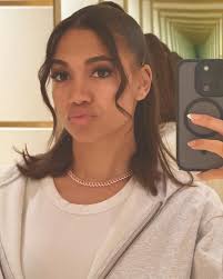 Paige Audrey-Marie Hurd🦒 (@thugginn) • Instagram photos and videos