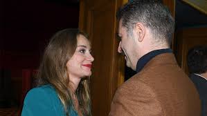 Η τρυφερή ανάρτηση του αλέξανδρου μπουρδούμη. Lena Drosakh Ekane Erwtikh E3omologhsh Ston Ale3andro Mpoyrdoymh Thn Hmera Twn Gene8liwn Toy