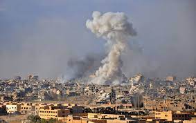 Tel aviv (sputnik) — el ejército israelí comunicó que la ronda de ataques aéreos contra objetivos iraníes y sirios llevados a cabo esta madrugada cerca de damasco tenía como objetivo mandar un mensaje a irán para que abandone siria, particularmente la zona fronteriza en los altos del golán. Israel Golpea Intensamente Posiciones Iranies En Siria Internacional