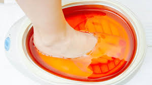 Peppermint has an invigorating impact on both skin and muscles and can reduce inflammation bringing relief to sore and add the apple cider vinegar. How To Make An Apple Cider Vinegar Detox Foot Soak To Flush Toxins And Heal Your Body