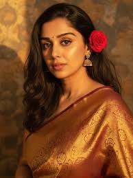 SHWETA PATIL (@shweta__patil) • Instagram photos and videos