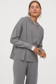 We did not find results for: Fine Knit Hoodie Gray Ladies H M Us Huvtroja Arm Jumper