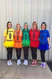 22 Superb Halloween Interior Design Ideas For Your Home Costume De Groupe Halloween Costume Diy Idee Costume Halloween