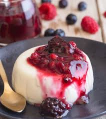 Creamy Vanilla Panna Cotta In 2020 Dessert Recipes Italian Recipes Dessert Best Dessert Recipes