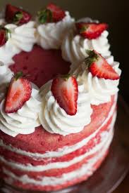Allow it to finish cooling on a wire rack. Strawberry Cake Decoration 88 Examples Of Pies That Embody Seduction
