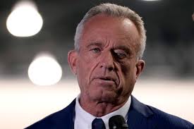 RFK Jr. 'Grabbed Nuzzi's Hand' During Hike Before Alleged Relationship With  Reporter Started