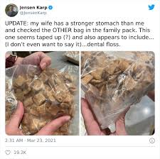 Do you know why kids love cinnamon toast crunch? Person Finds Shrimp Tails In His Cinnamon Crunch Cereal The Company Says It S Just Sugar People React With Memes Bored Panda