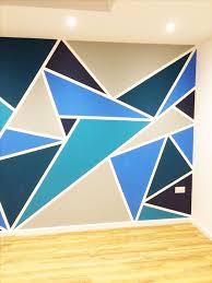 27 Funky Geometric Designs To Paint On The Wall In Your Boy S Room Geometric Wall Paint Bedroom Paint Design Diy Wall Painting