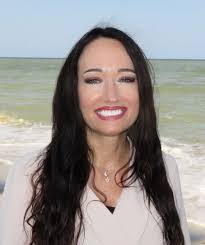 Laura Gelman's Instagram, Twitter & Facebook