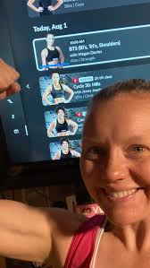 Betsy Vogt's Instagram, Twitter & Facebook