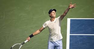 Jannik sinner is one of a long list of players, including bianca andreescu and coco gauff, that endorse the head graphene 360+ speed mp racket. X5shhe Dvkp6lm