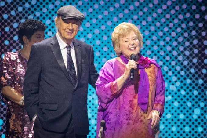 Gospel Music Legends Bill & Gloria Gaither Honored with the Jackie Patillo Leadership Award at the 2024 GMA DOVE Awards – Gaither Music