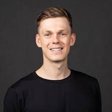 Emily Charron's Instagram, Twitter & Facebook