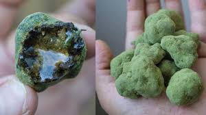 When you hit a moonrock, it's going to be like drinking jack daniel's or taking a shot of 151 bacardi, dr. Kurupt S Moonrocks Land In Michigan Current Magazine