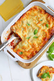 Hallo Ihr Lieben Lasagne Ist Ein Kostlicher Klassiker Es Gibt So Viele Varianten Die Meistens Mit Einer Bechamelsauce Zuber Lasagne Rezept Lasagne Rezepte