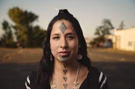 Jason Sinn Photography Is Creating Photographs Of Native Cultures And Activism Patreon Chin Tattoo Forehead Tattoo Chin Tattoo Woman