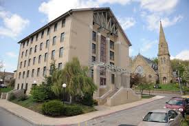 Named After King S Third President Rev Leo Flood Flood Hall Is A Co Ed By Floor Building With 16 Furnish 4 Bedroom Apartments Residence Hall First Apartment