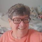 Joanne Weidner's Instagram, Twitter & Facebook