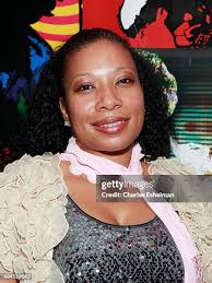 30 Photos & High Res Pictures