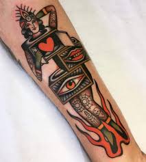 Especializados en realismo, new school, old school,. 23 Traditional Tattoo Artists You Should Follow