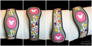 Disney sells magicbandits and magicsliders to decorate your bands. Diy Decorated Magicbands A Wonderful Thought