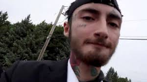 Cross-dressing suspected gunman