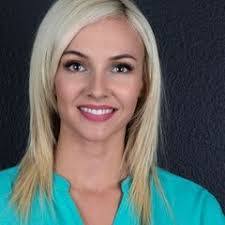 Heather Mclean's Instagram, Twitter & Facebook