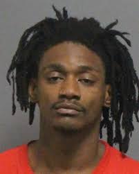 🚨DAVIS, DARNELLE LARON LEE➡️PAROLE VIOLATION Booking agency GUILFORD  COUNTY SHERIFF OFFICE Holding facility GREENSBORO JAIL CENT Total bond  amount: $500.00 Arrested 04/19/2025