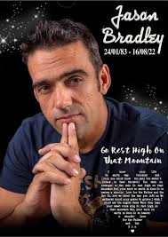 Rus in Vrede Jason Bradley. 😭😭😭