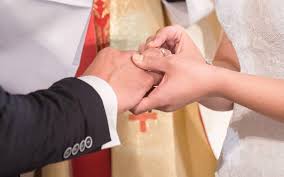 Wir haben alle hochzeitskosten für sie zusammengetragen. Kosten Fur Den Junggesellenabschied Und Die Hochzeit Heiraten Mit Braut De